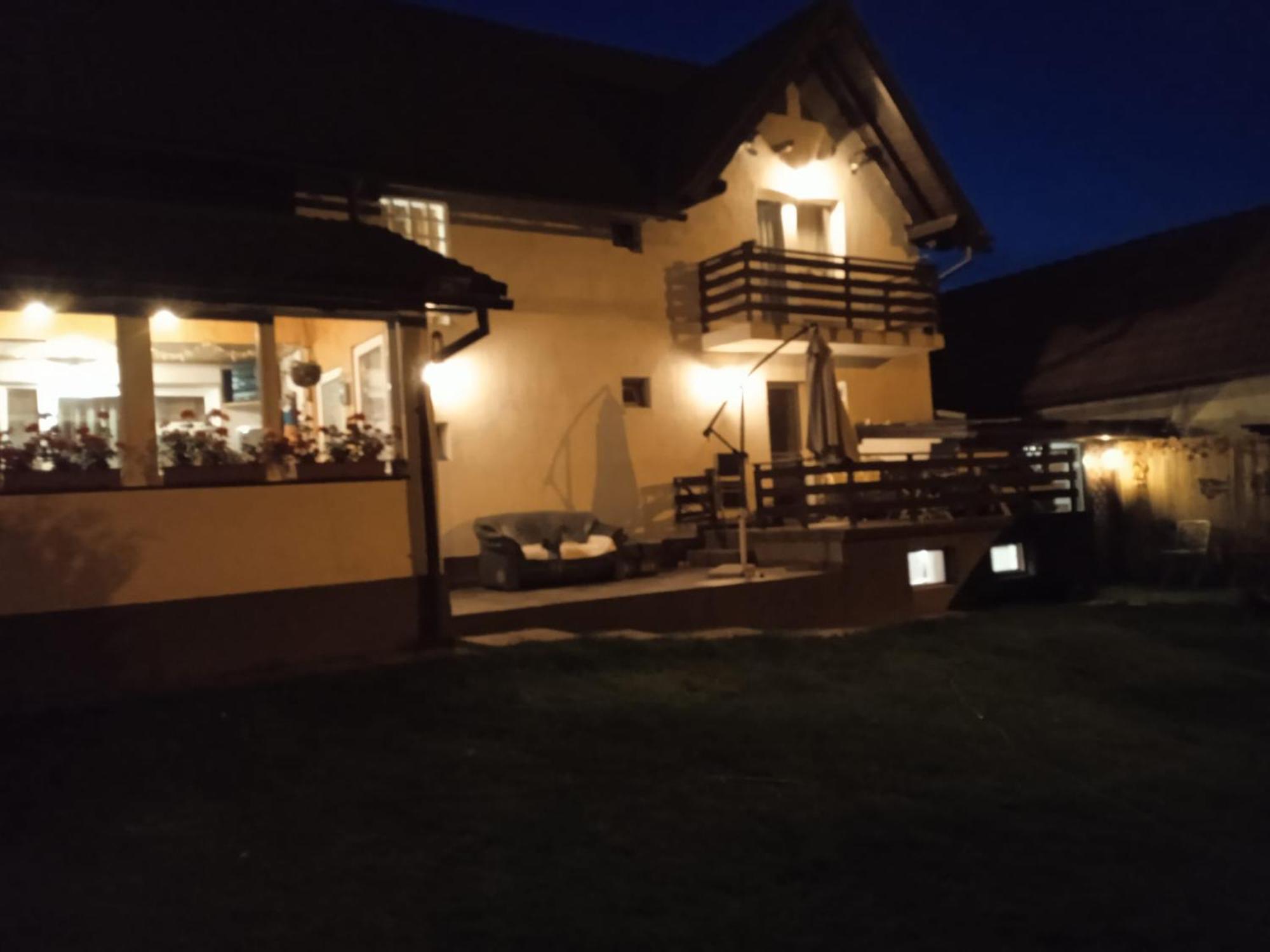 Apartament Edelweiss Ilinca Zărneşti Zewnętrze zdjęcie